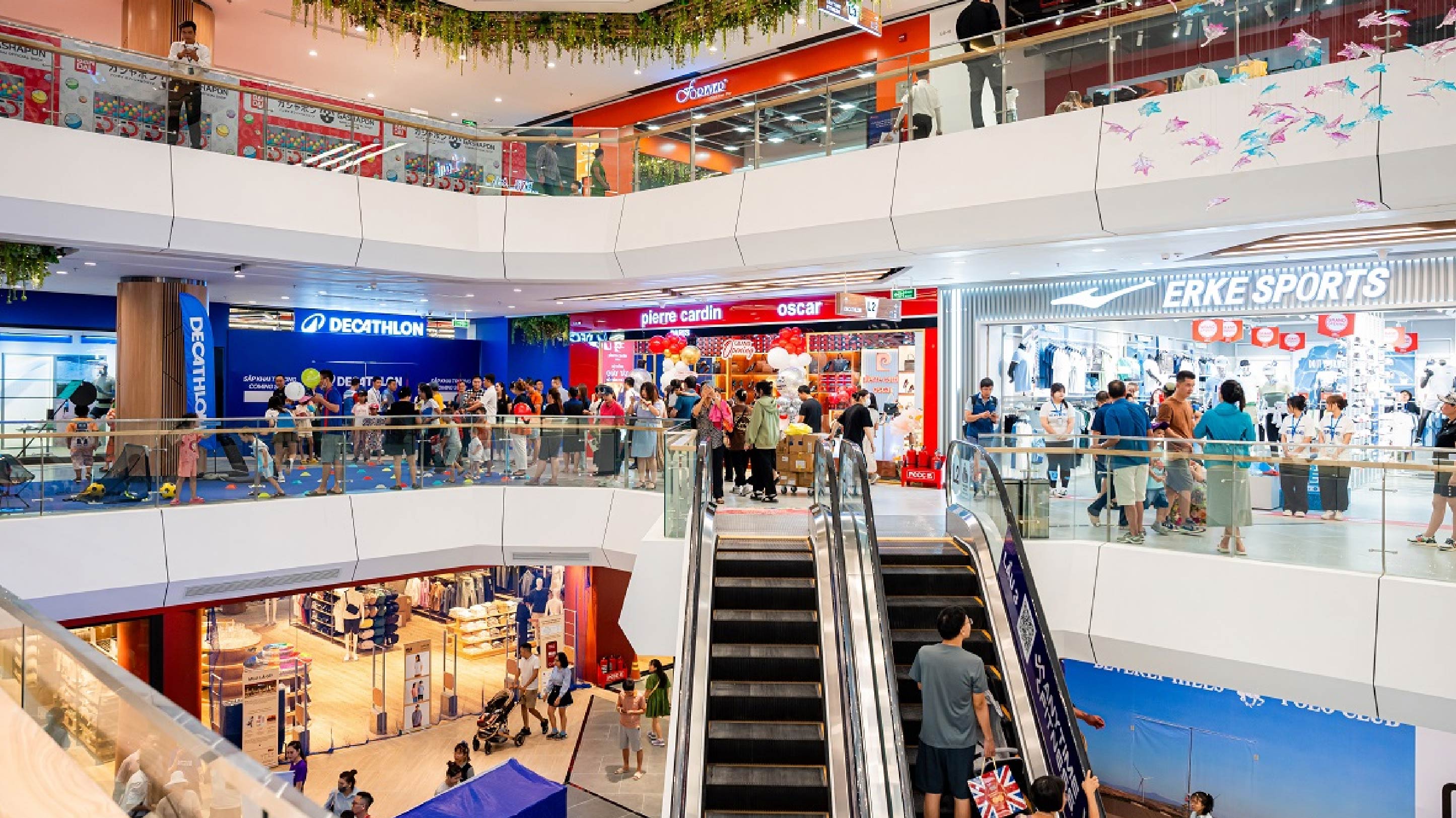 VINCOM MEGA MALL
